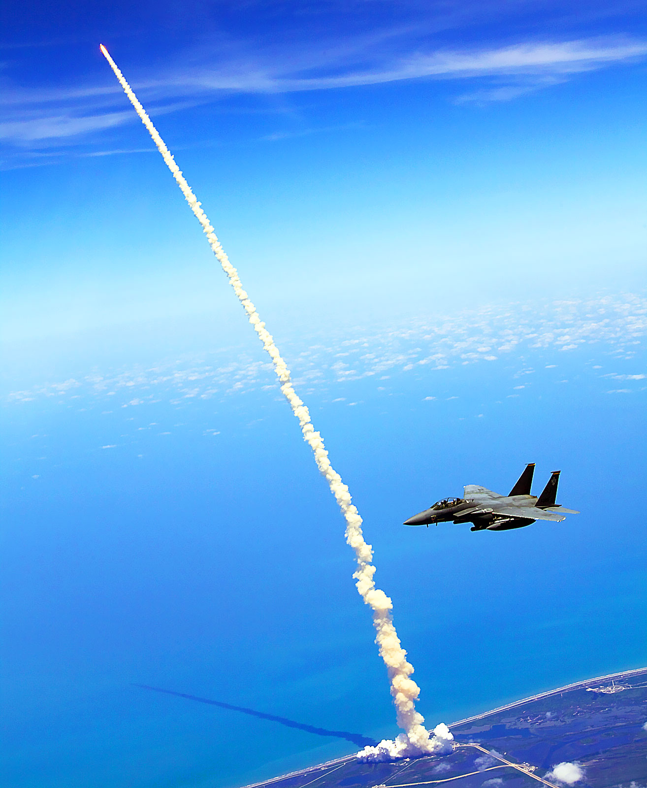 Name:  F15_SpaceShuttle_03.jpg
Views: 232
Size:  249.2 KB