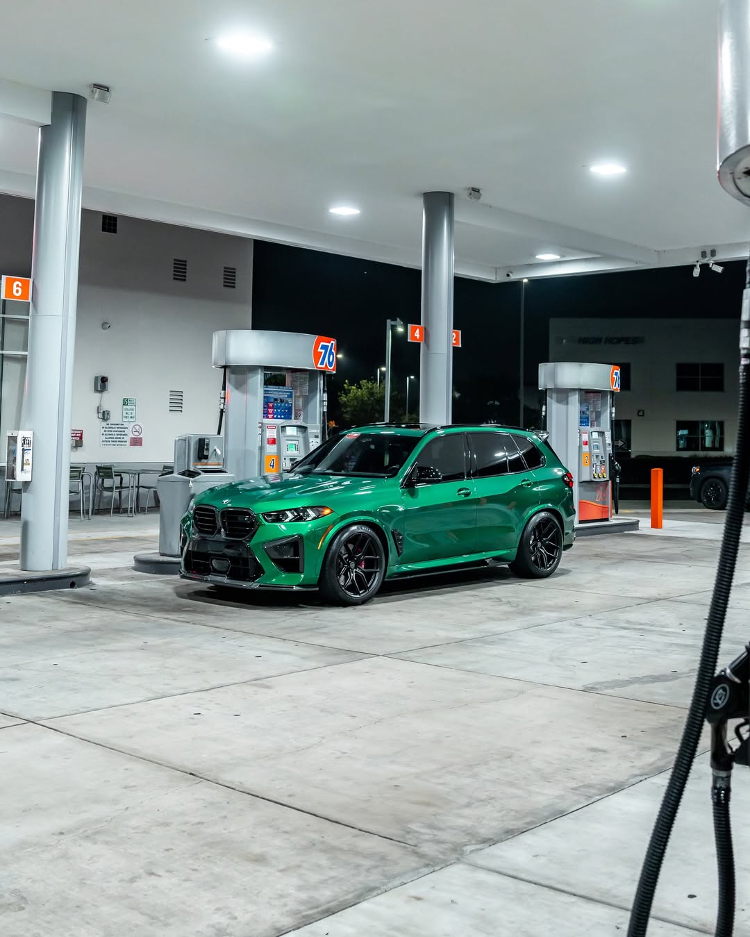 Name:  bmw-x5m-mvf5-satin-black-005.jpg
Views: 18
Size:  136.3 KB