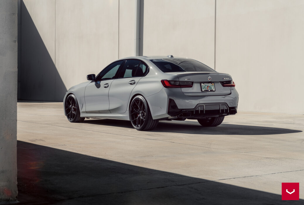 Name:  BMW-340i-Hybrid-Forged-Series-HF-5--Vossen-Wheels-2023-1000-1038x698.jpg
Views: 854
Size:  101.3 KB