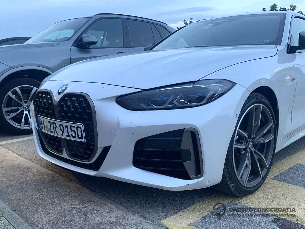 Name:  White-G22-M440i-Coupe-bumper.jpg
Views: 27159
Size:  124.8 KB