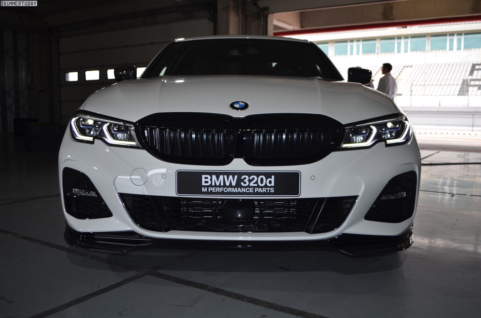 Name:  2019-BMW-3er-G20-M-Performance-Tuning-320d-03.jpg
Views: 52512
Size:  361.8 KB