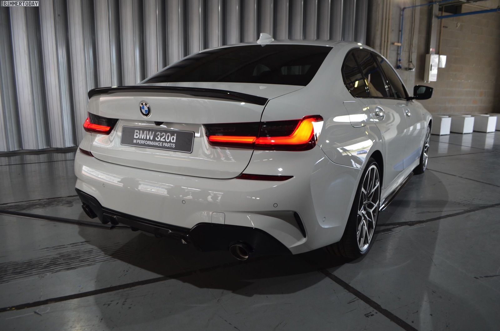 Name:  2019-BMW-3er-G20-M-Performance-Tuning-320d-14.jpg
Views: 47674
Size:  362.5 KB