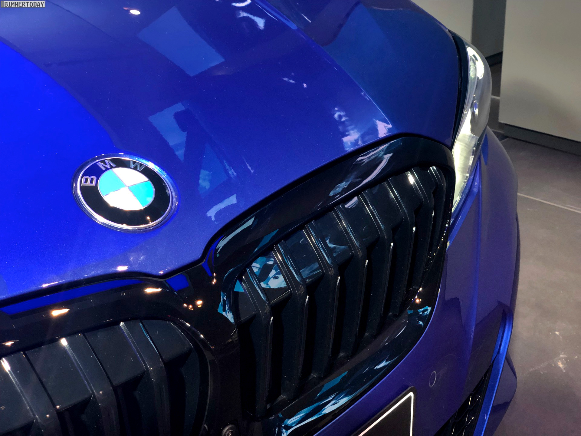 Name:  2019-BMW-3er-G20-M-Sport-Shadow-Line-erweiterter-Umfang-Portimao-Blau-01.jpg
Views: 43687
Size:  568.4 KB
