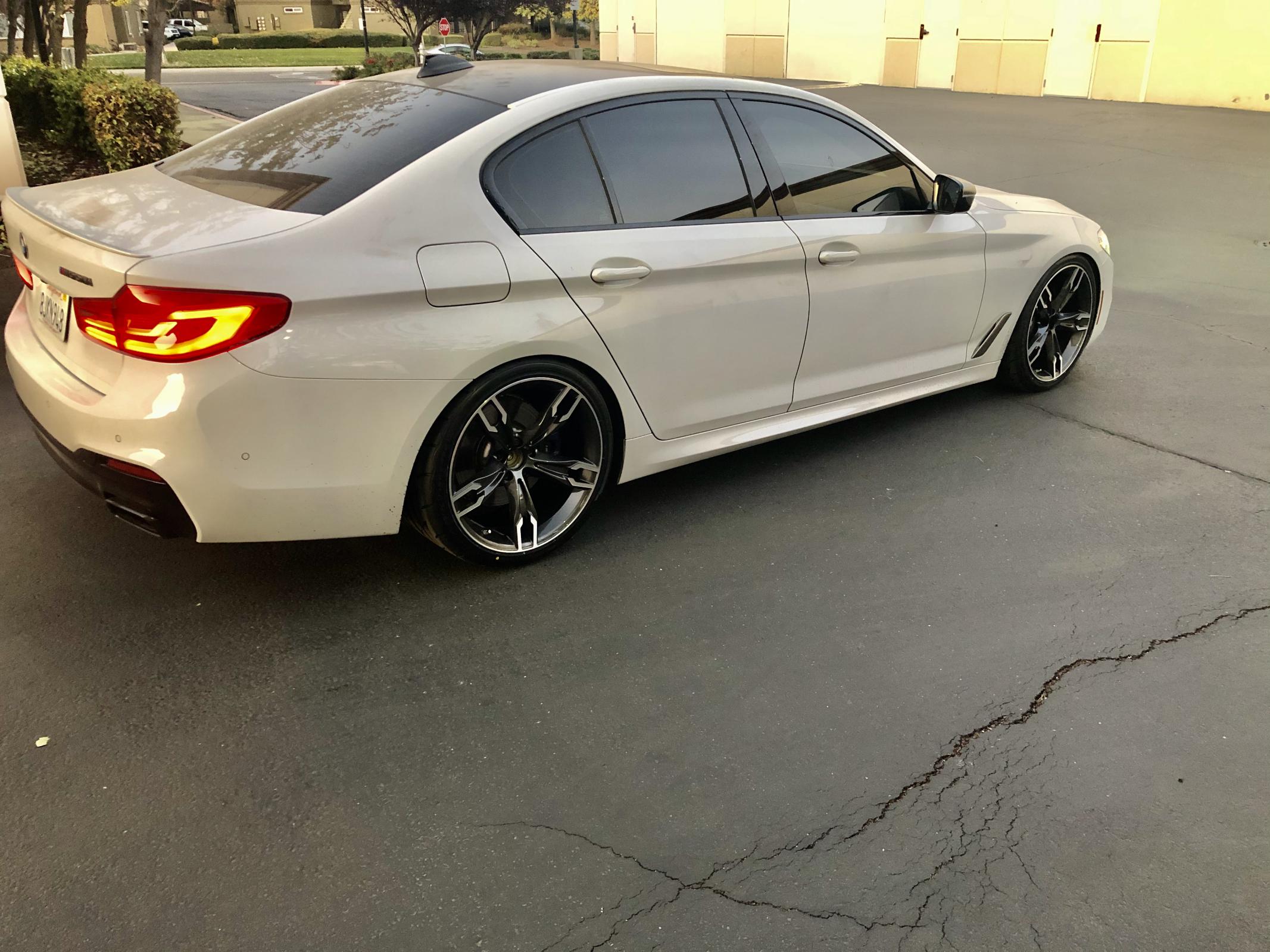 Name:  BMW52.jpg
Views: 3982
Size:  373.2 KB