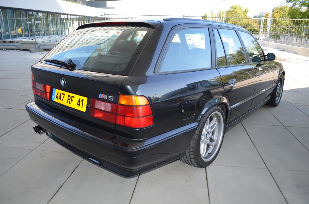 Name:  e34 M5 bonhams auction  DSC_0086.jpg
Views: 15391
Size:  120.5 KB