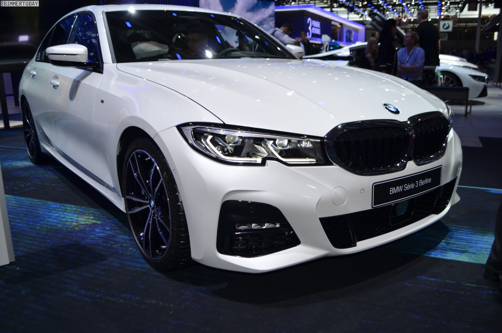 Name:  2019-BMW-3er-G20-M-Sport-320d-xDrive-Mineralweiss-01.jpg
Views: 29707
Size:  372.4 KB