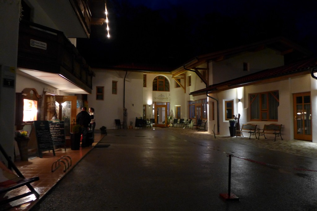 Name:  SchlossBlick Hotel near Kufstein, AustriaP1000934.jpg
Views: 13070
Size:  140.4 KB