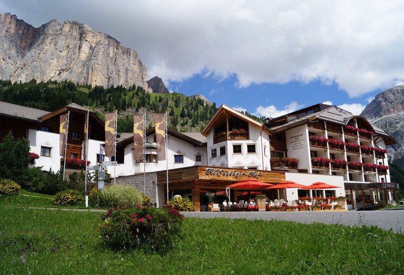 Name:  Sella  Hotel Kolfuschgerhof     10499343_704382849598048_534667051736844303_o.jpg
Views: 25928
Size:  155.6 KB