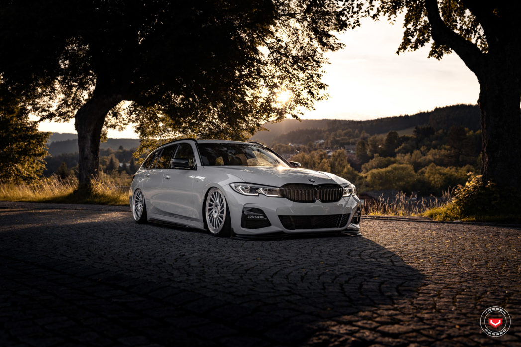 Name:  BMW-3-Series-G21-LC-Series-LC-106T--Vossen-Wheels-2020-801-1047x698.jpg
Views: 262
Size:  191.6 KB