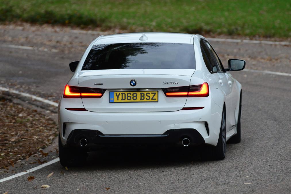 Name:  White-M-Sport-G20-BMW-3-Series-10.jpg
Views: 36602
Size:  81.2 KB