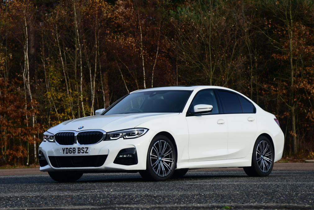 Name:  White-M-Sport-G20-BMW-3-Series-9.jpg
Views: 43454
Size:  120.7 KB