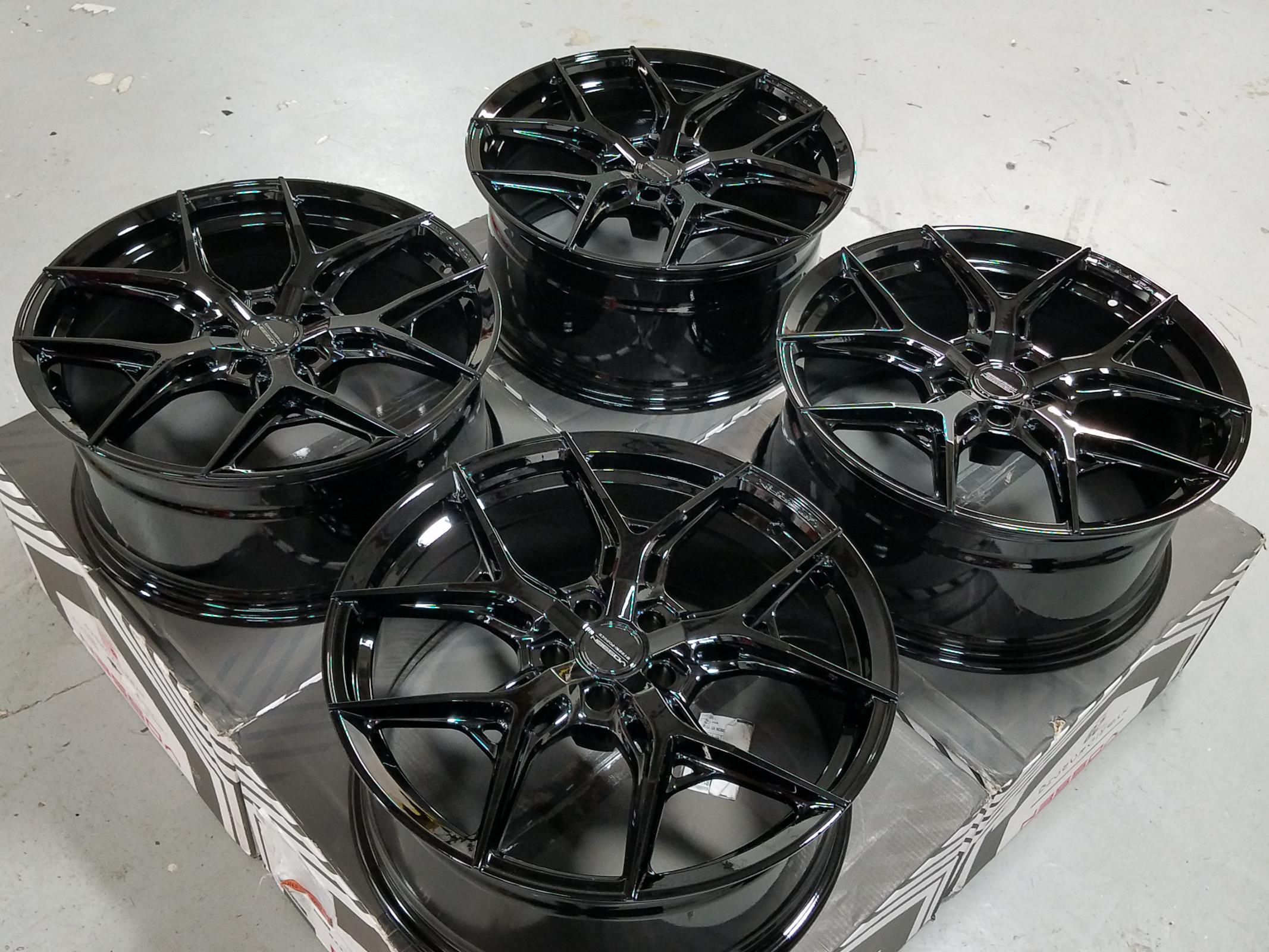 Name:  vossen-hf5-gloss-black-45679-9.jpg
Views: 40
Size:  411.6 KB