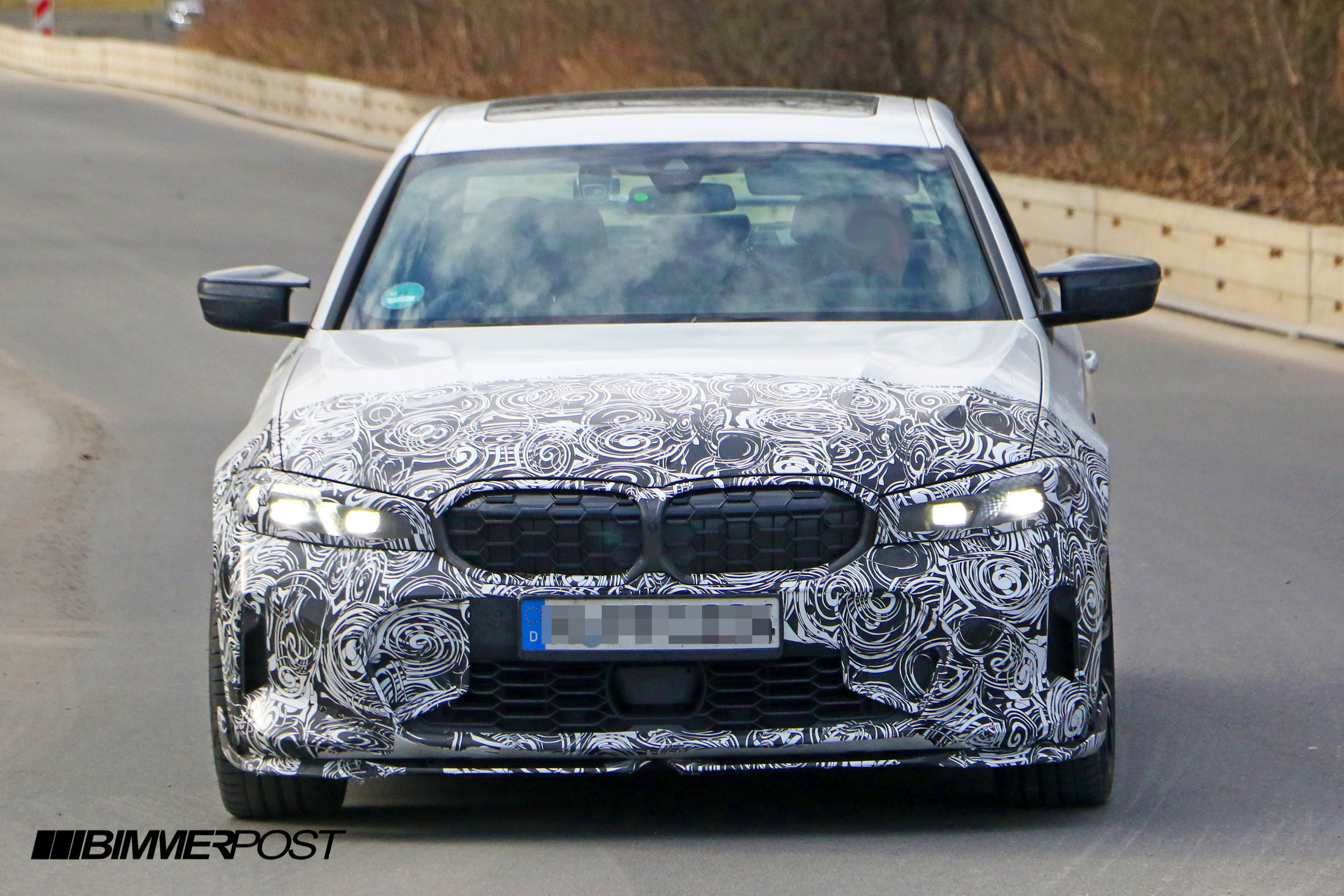 Name:  BMW 3 Series facelift M Performance 1.jpg
Views: 25815
Size:  678.6 KB