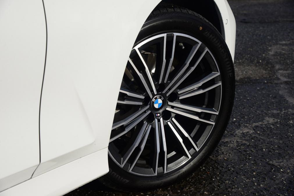 Name:  White-M-Sport-G20-BMW-3-Series-5.jpg
Views: 15198
Size:  73.5 KB