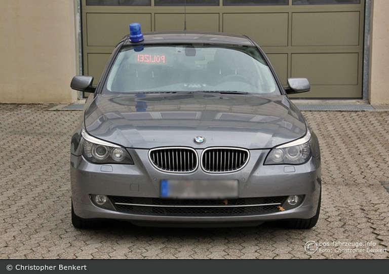 Name:  polizei   67287-large.jpg
Views: 5388
Size:  97.7 KB